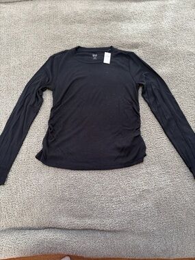 GAP Black Long Sleeve Crewneck Top - Women's